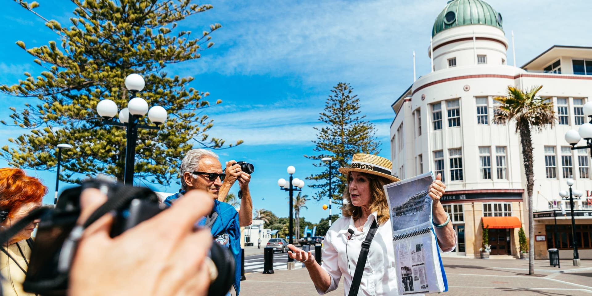 Walking Tours of the Art Deco Quarter